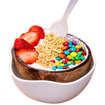 Sorvete de coco na casca do 🥥 Adicional de morango ,amendoim, mm. 18,00 reais